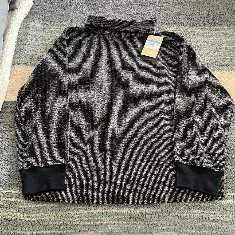 Nike therma fit sweater